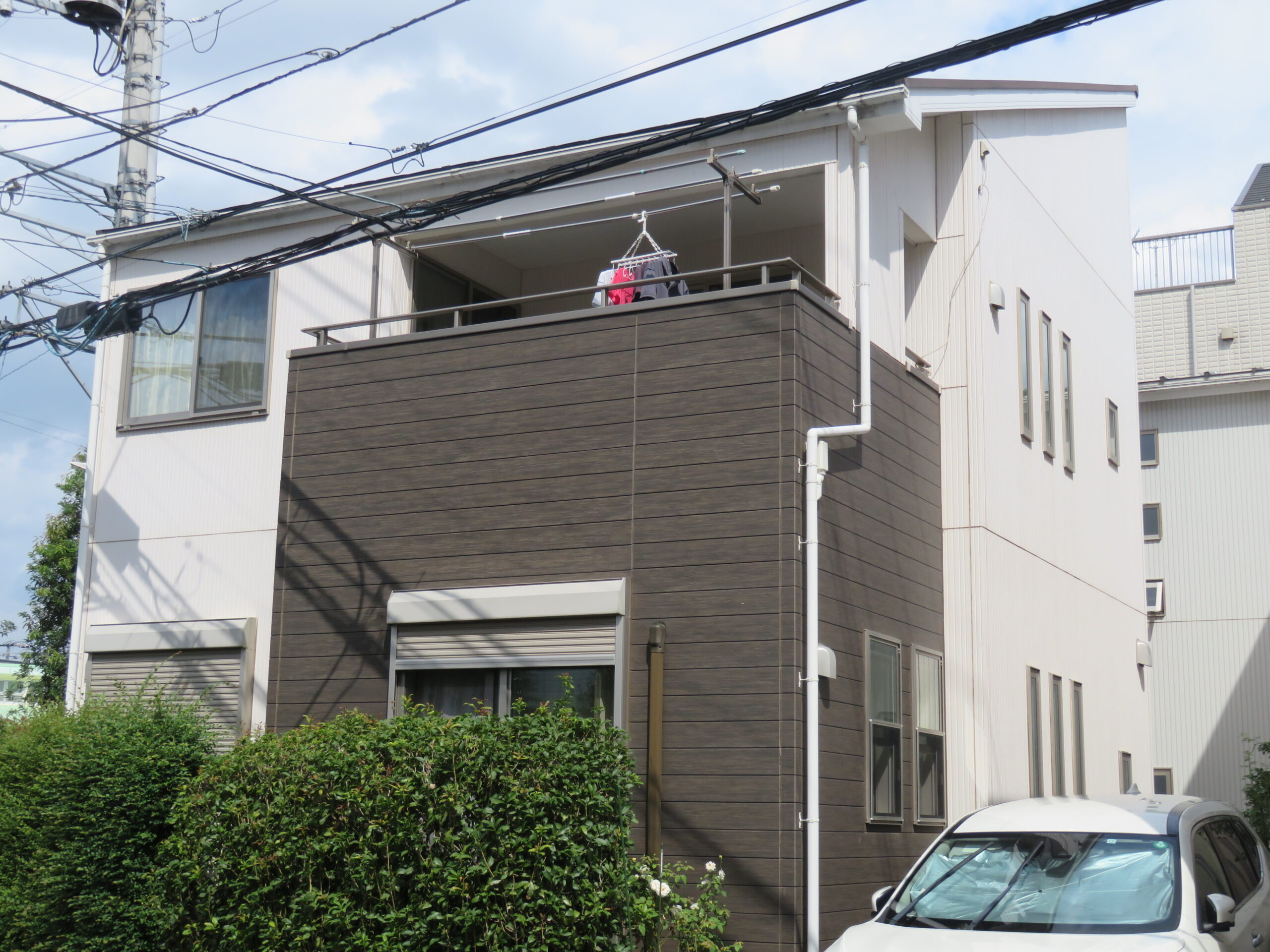 外壁を塗り替えずに美観を守る!クリア塗装が選ばれる理由